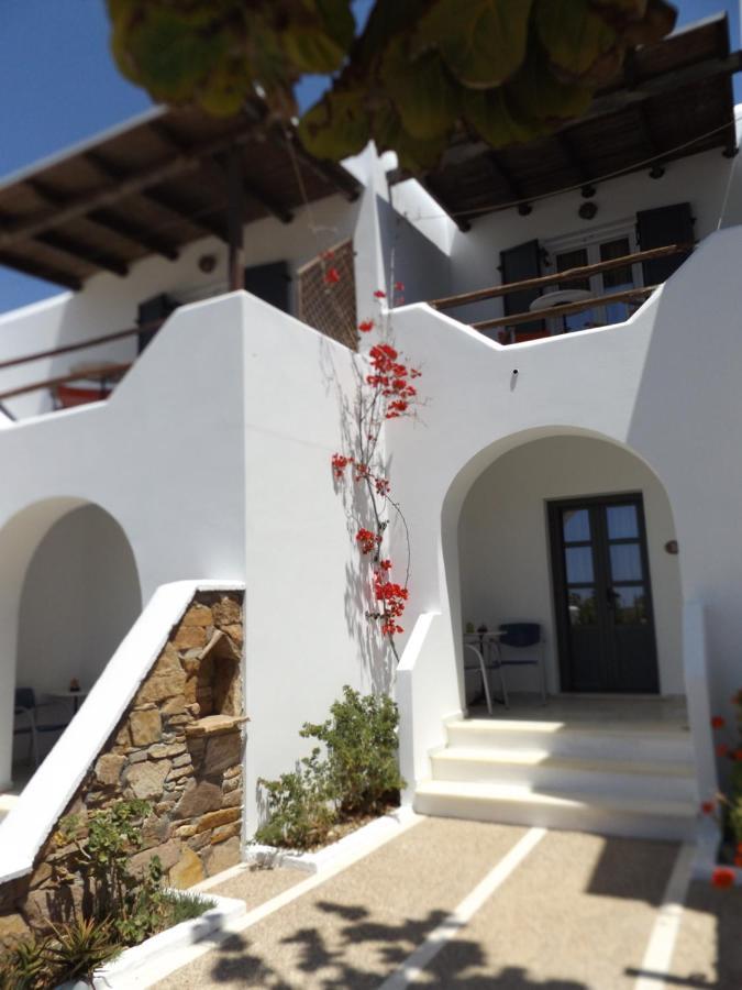 Venus Rooms Manganari Exterior foto